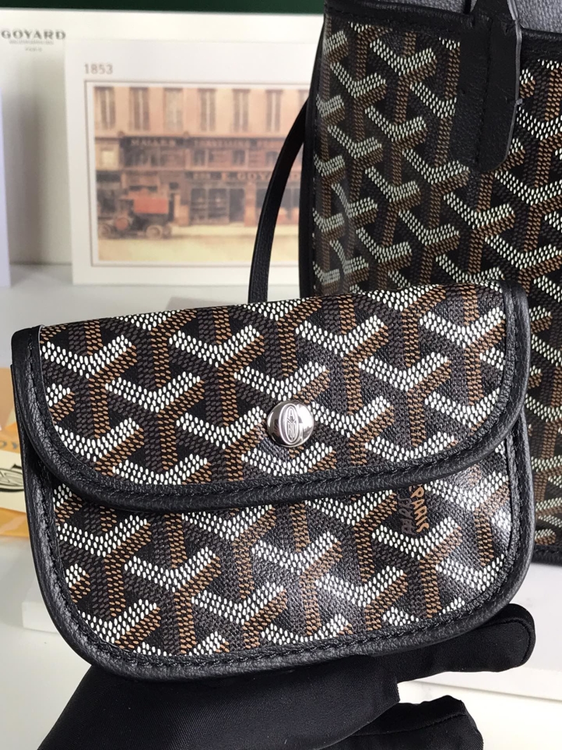 Goyard Shopping Bags